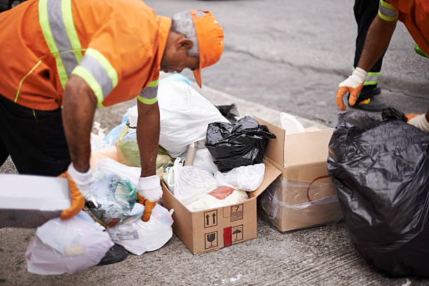 Best Yard Waste Removal  in Thousand Oaks, CA